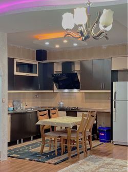 استخرآبگرم سرپوشیده وجکوزی،آلاچیق و آتشکده در حیاط استخرآبگرم سرپوشیده وجکوزی،آلاچیق و آتشکده در حیاط