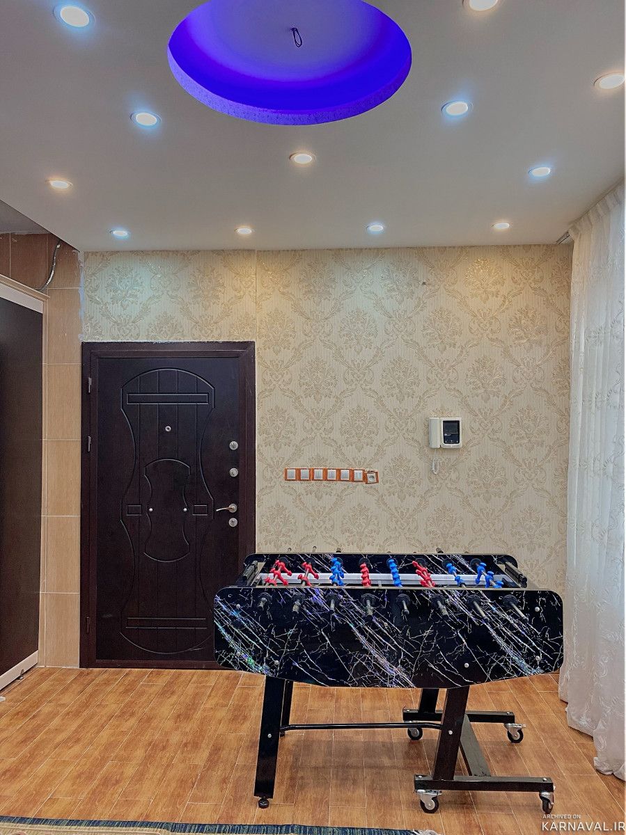 استخرآبگرم سرپوشیده وجکوزی،آلاچیق و آتشکده در حیاط