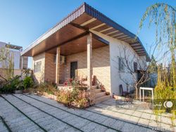 ویلای دو خوابه با استخر سرپوشیده آبگرم و جکوزی ویلای دو خوابه با استخر سرپوشیده آبگرم و جکوزی