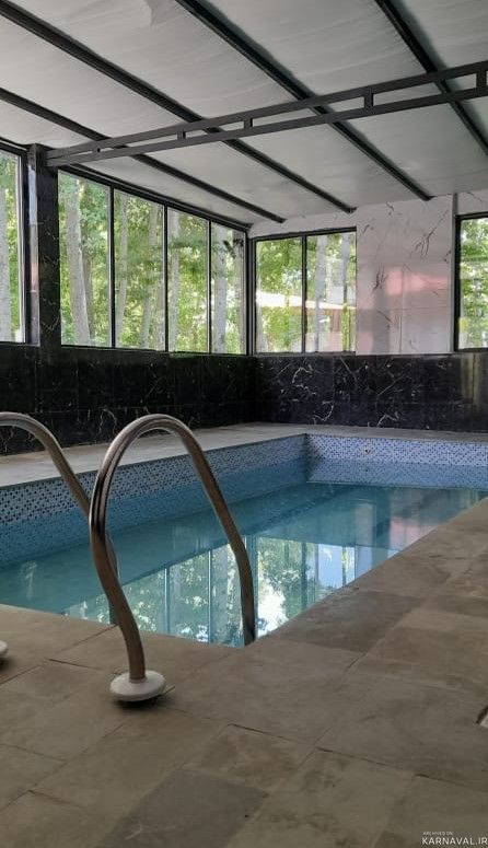 ویلای استخردار باغ بهادران