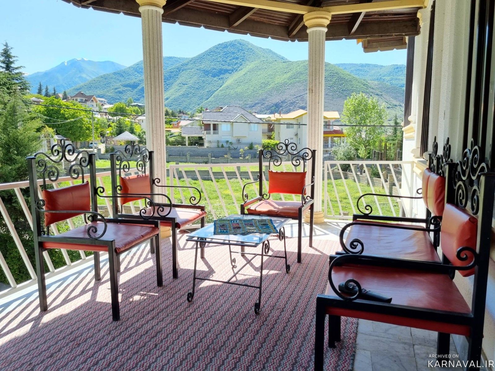 ویلای جنگلی شومینه دار با منظره زیبا