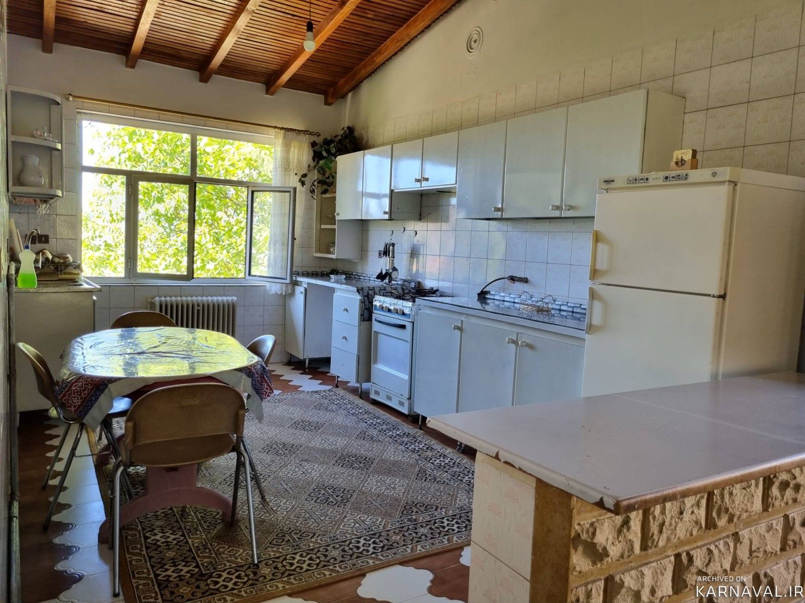 ویلای جنگلی شومینه دار با منظره زیبا