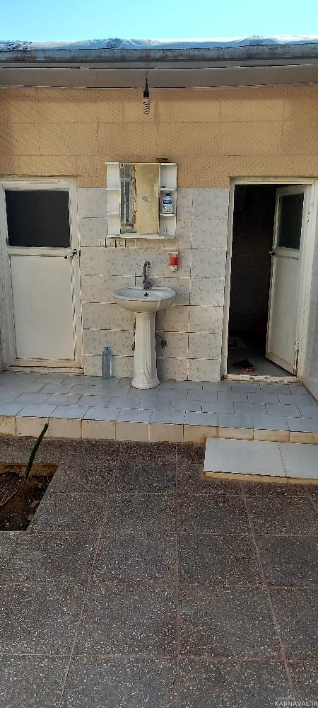 اقامتگاه از نظر به ۲سمت ساحل دسترسی نزدیک داره