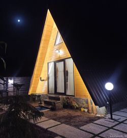 کلبه چوبی دوبلکس استخر آبگرم ویو مزارع کلبه چوبی دوبلکس استخر آبگرم ویو مزارع