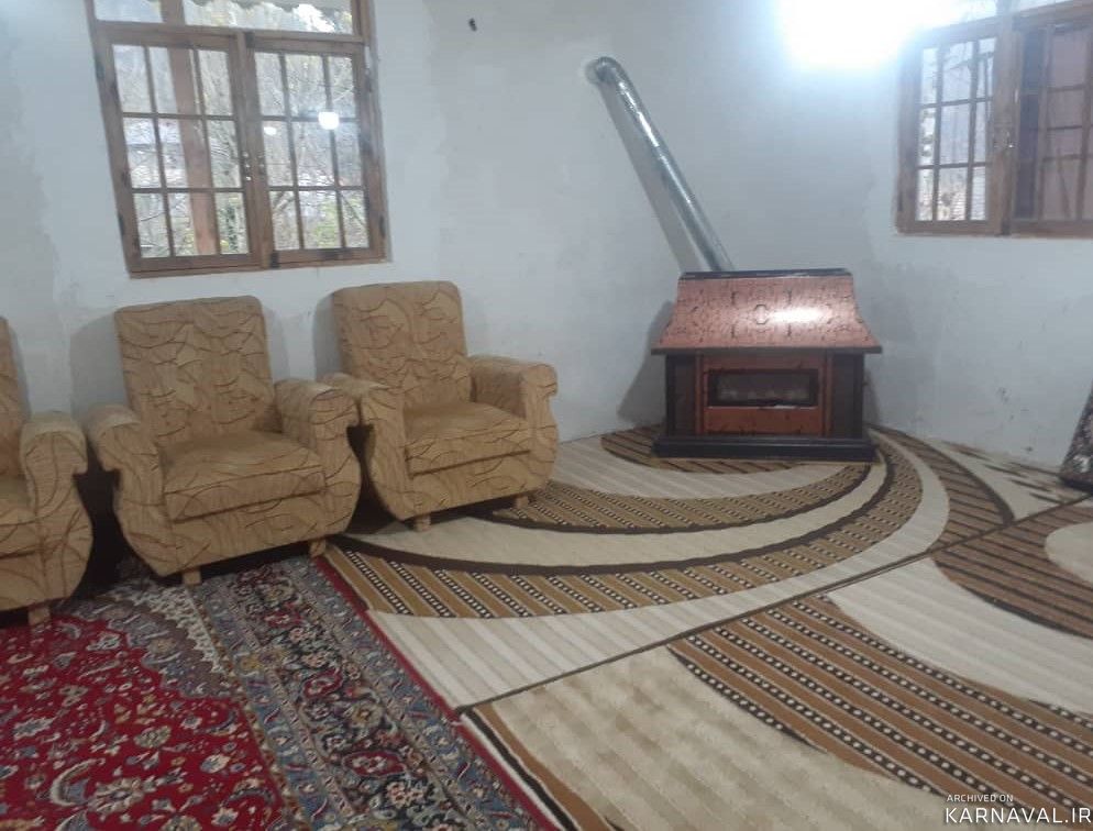 واحد مبله با ویویی زیبا از رودخانه و جنگل