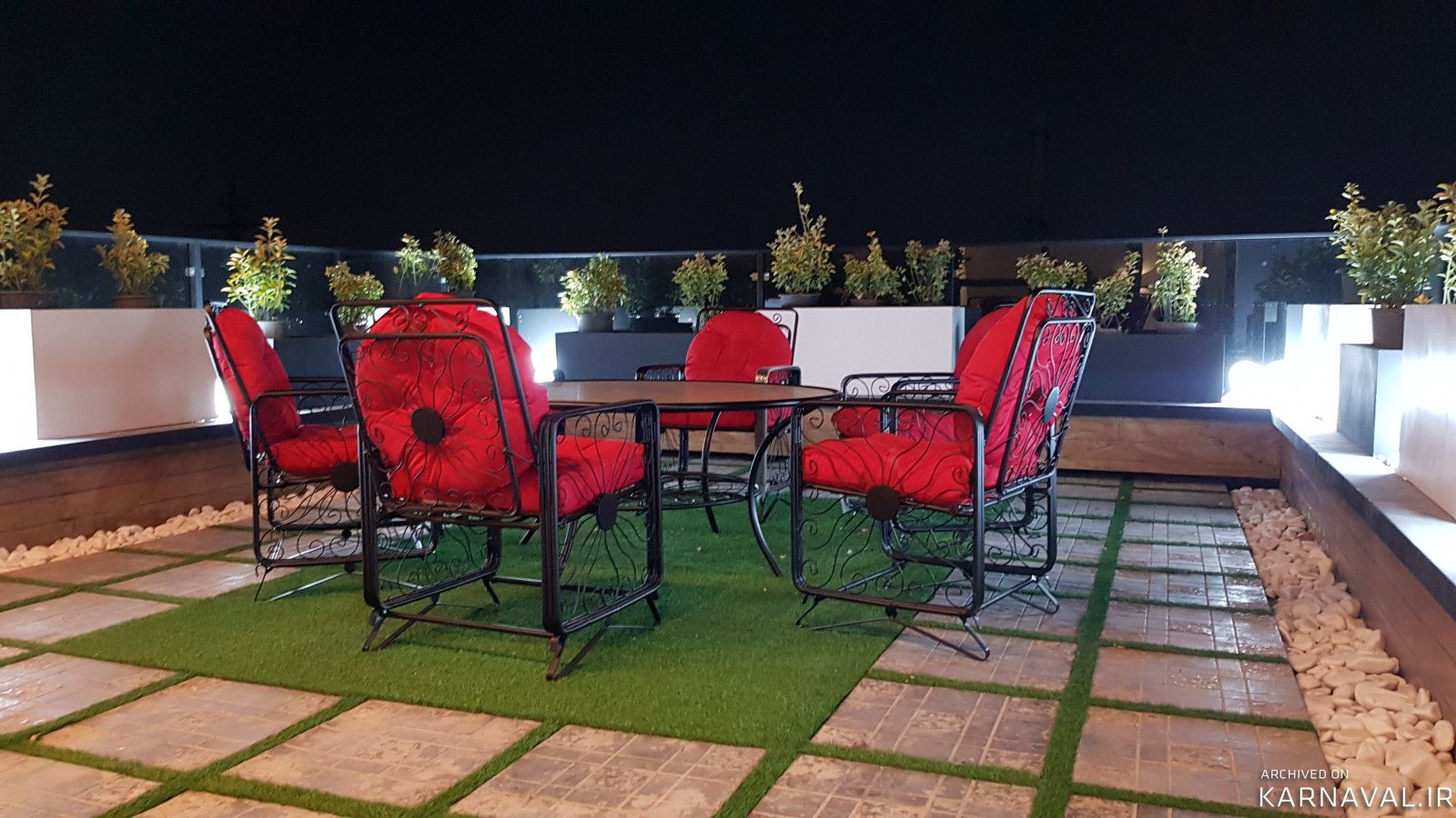 ویلای مدرن و استخردار (آب‌گرم)