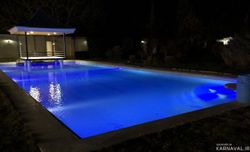 باغ ویلا دربست با امکانات رفاهی و استخر آبگرم باغ ویلا دربست با امکانات رفاهی و استخر آبگرم