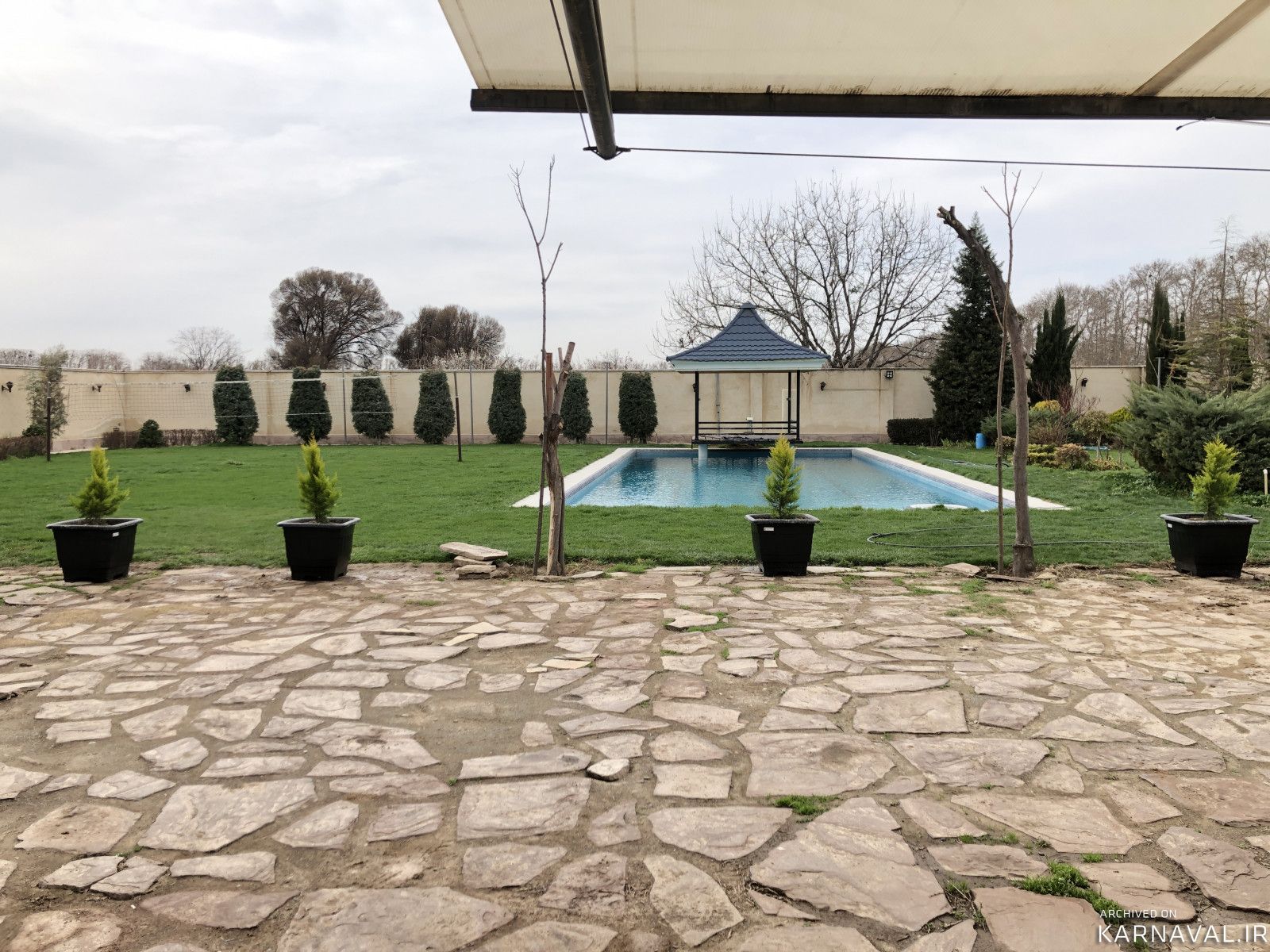 باغ ویلا دربست با امکانات رفاهی و استخر آب‌گرم