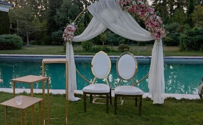 باغ ویلا دربست با امکانات رفاهی و استخر آبگرم باغ ویلا دربست با امکانات رفاهی و استخر آبگرم