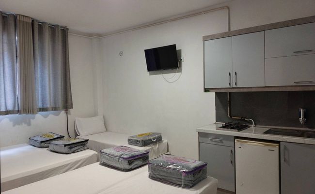 سوییت پنج تخت شیک نزدیک حرم سوییت پنج تخت شیک نزدیک حرم