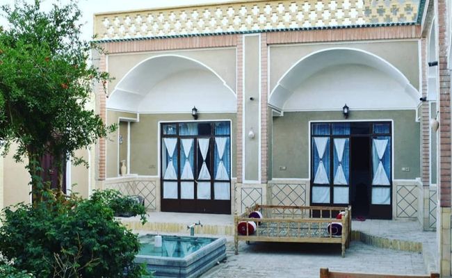 "اقامتگاه سنتی مادربزرگ" اتاق 15متری (3) "اقامتگاه سنتی مادربزرگ" اتاق 15متری (3)