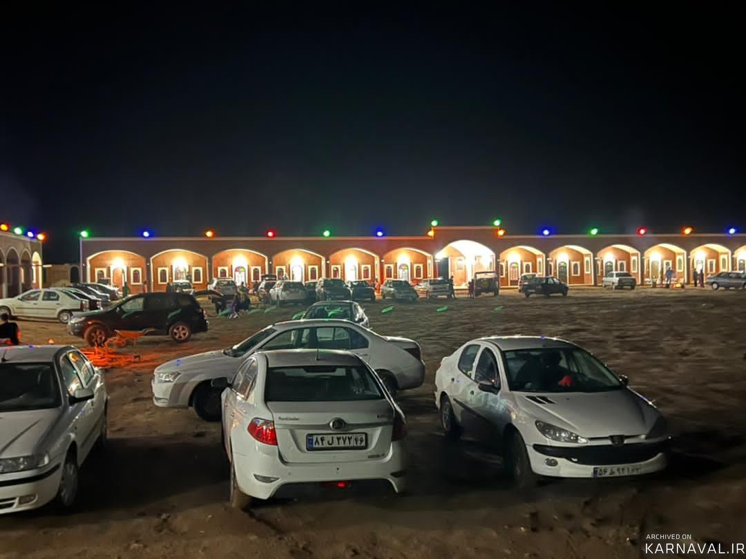 سوئیت 14 متری کاروانسرای لیلی و مجنون مرنجاب (3)