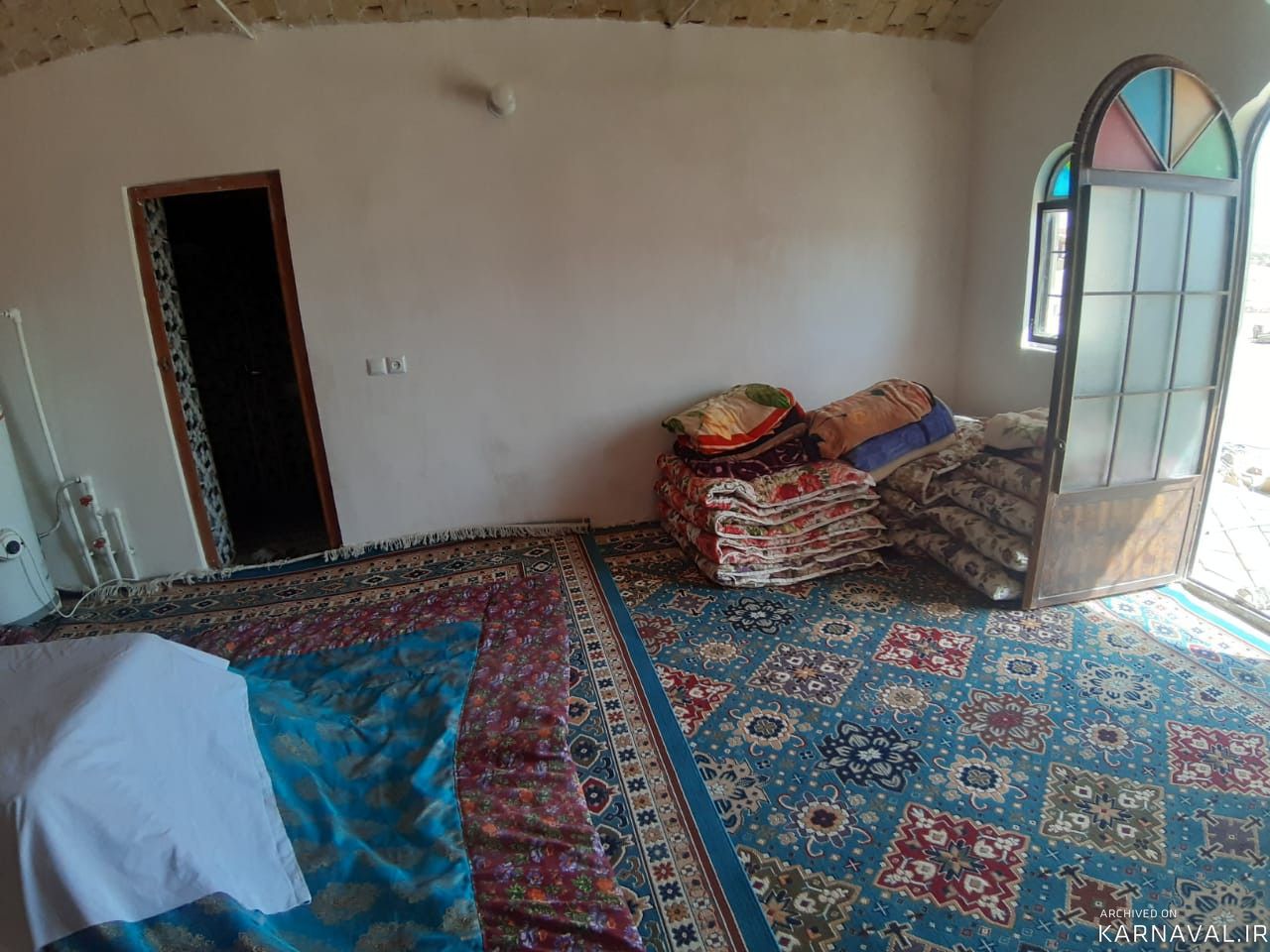سوئیت 28 متری کاروانسرای لیلی و مجنون مرنجاب (4)