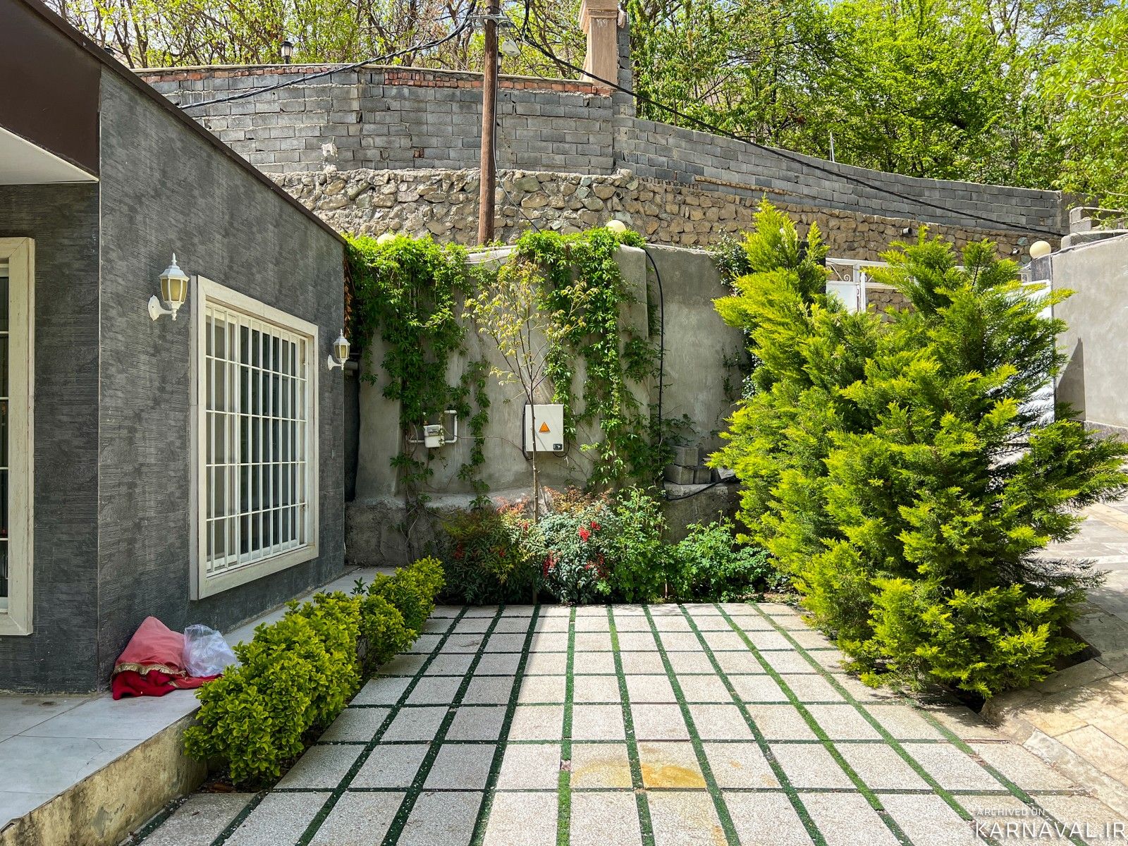 ویلای تک خواب با منظره باغ