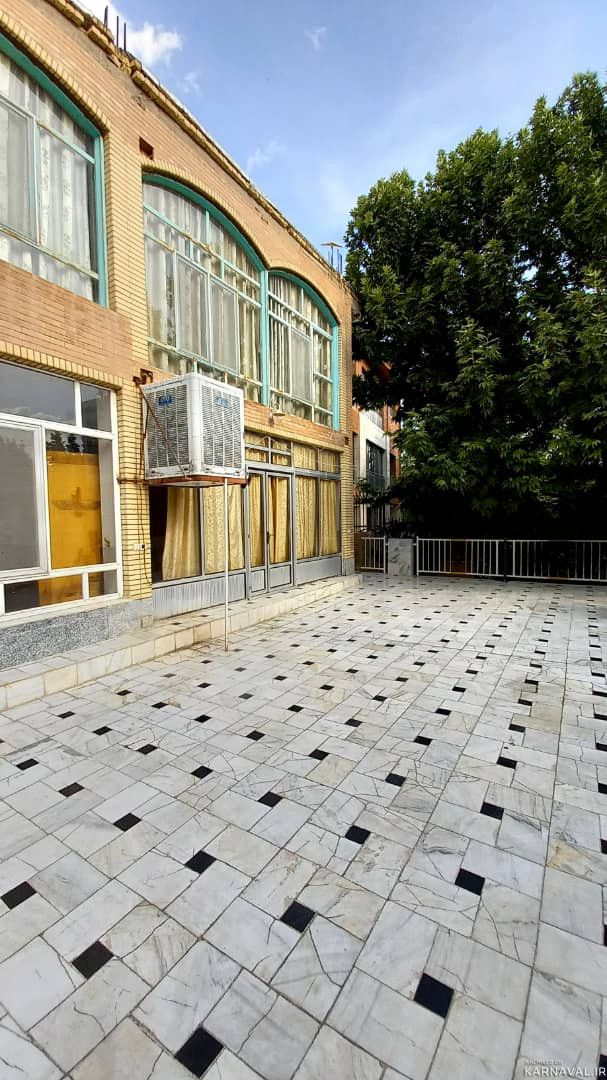 دو خواب مجاور زاینده رود زیبا و دلنشین