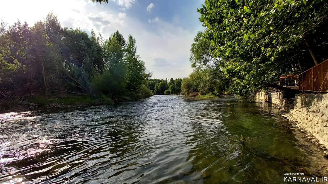 دو خواب مجاور زاینده رود زیبا و دلنشین