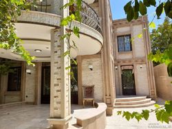 باغ ویلا دوبلکس با استخر سرپوشیده باغ ویلا دوبلکس با استخر سرپوشیده