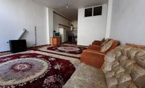 آپارتمان همکف با حیاط و امکانات رفاهی آپارتمان همکف با حیاط و امکانات رفاهی