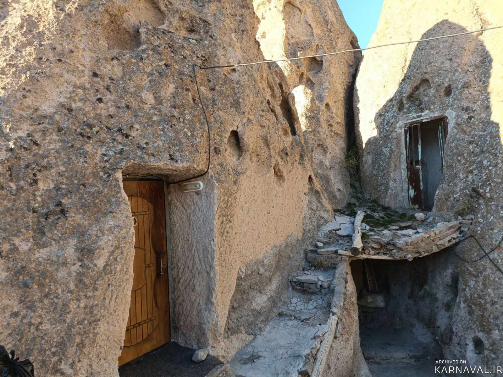 سوئیت صخرهای گونش کندوان سوئیت صخرهای گونش کندوان