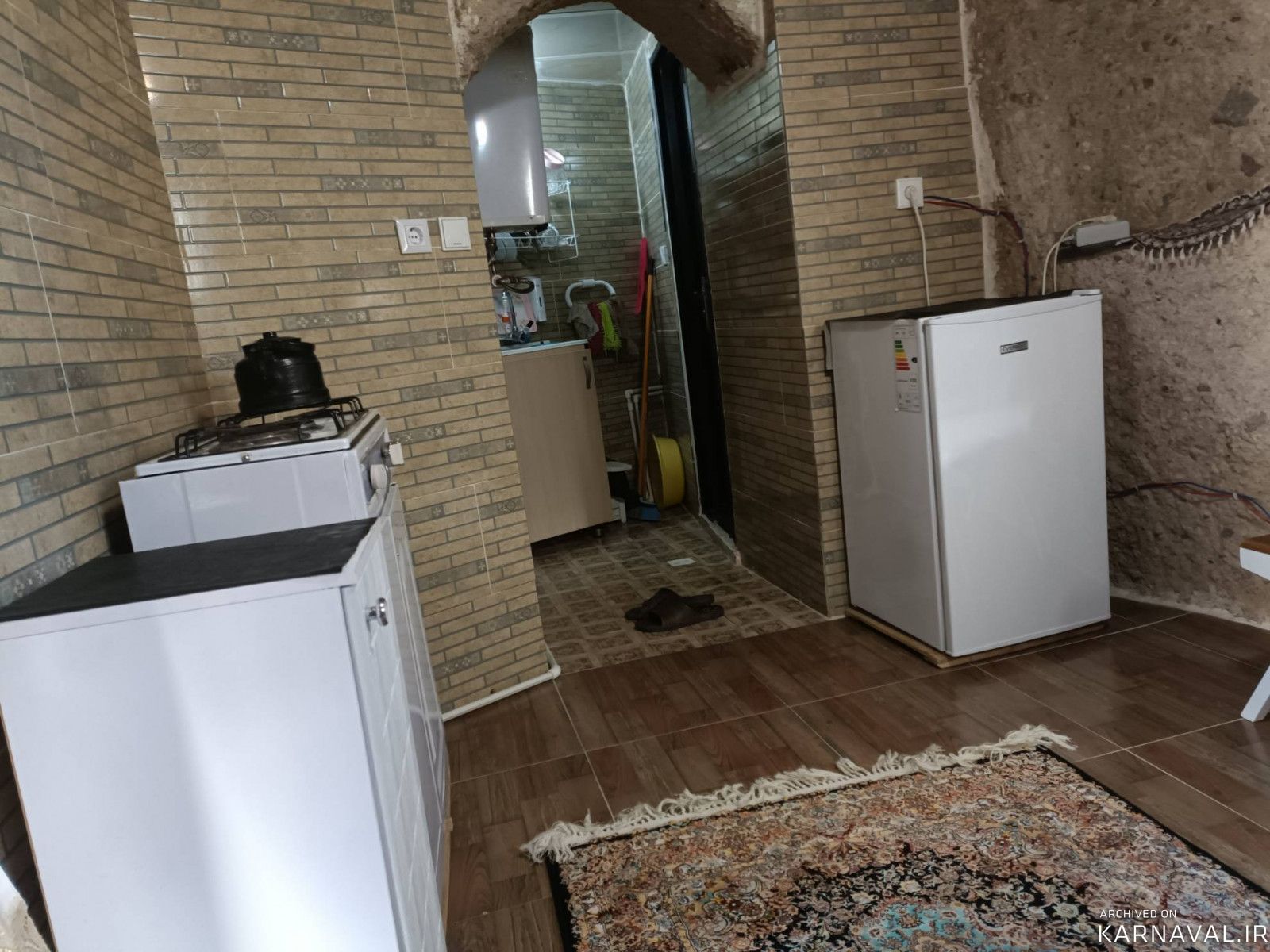 سوئیت صخرهای گونش کندوان سوئیت صخرهای گونش کندوان