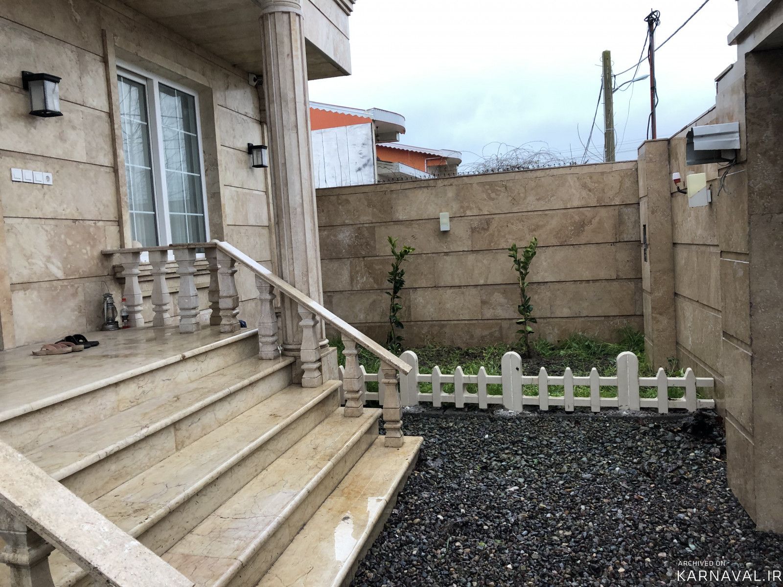 ویلای  ساحلی دربست ساره