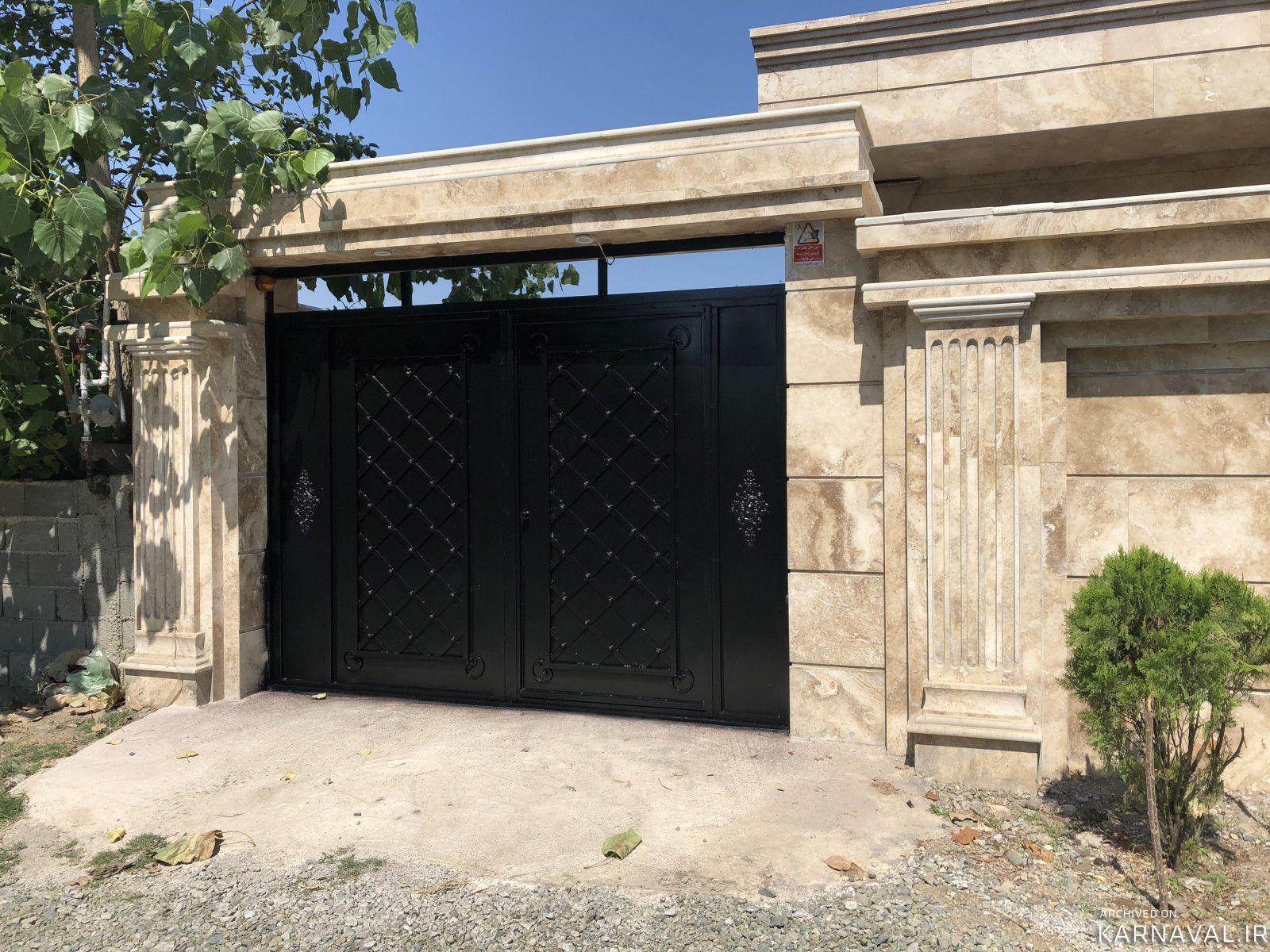 ویلای  ساحلی دربست ساره