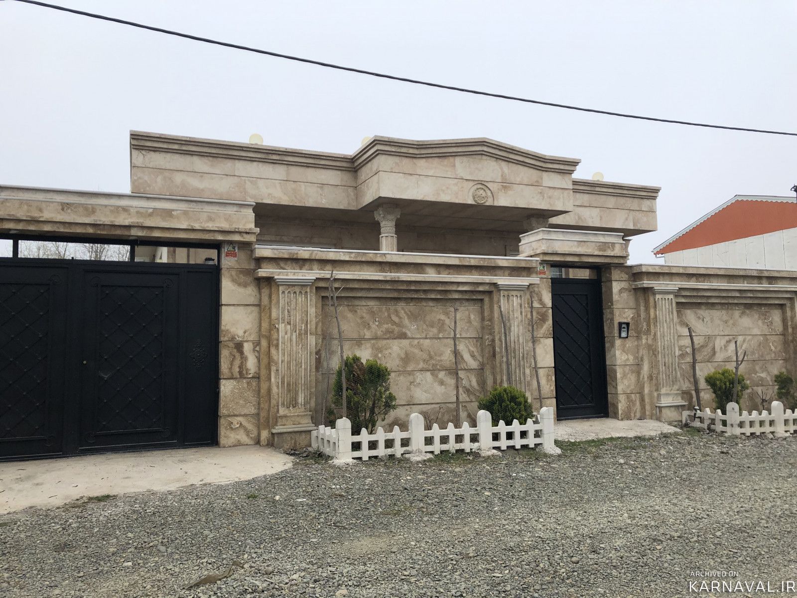 ویلای  ساحلی دربست ساره