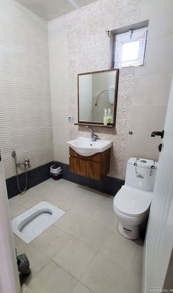 آپارتمان دوخوابه نزدیک به دریا آپارتمان دوخوابه نزدیک به دریا