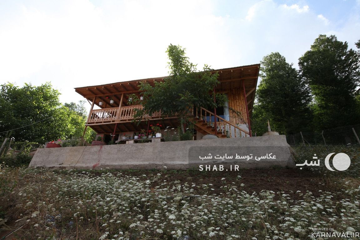 واحد اقامتی با نمای چوبی، ویو جنگل