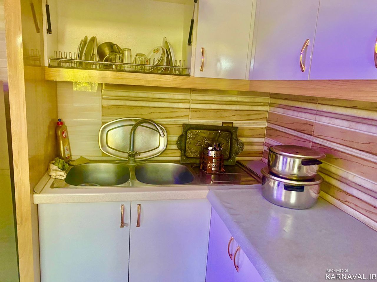 واحدی شیک، دارای تراسی با منظره شهر و کوهستان واحدی شیک، دارای تراسی با منظره شهر و کوهستان