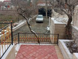 واحدی شیک، دارای تراسی با منظره شهر و کوهستان واحدی شیک، دارای تراسی با منظره شهر و کوهستان