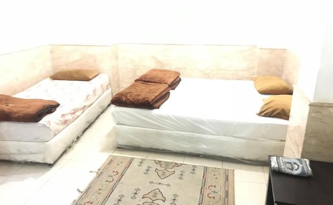 سوئیت سه تخته در مهمانپذیر فراز، کد 105 سوئیت سه تخته در مهمانپذیر فراز، کد 105
