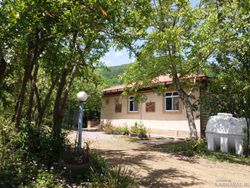 ویلا باغ جنگلی در دامنه کوه ماسال ویلا باغ جنگلی در دامنه کوه ماسال