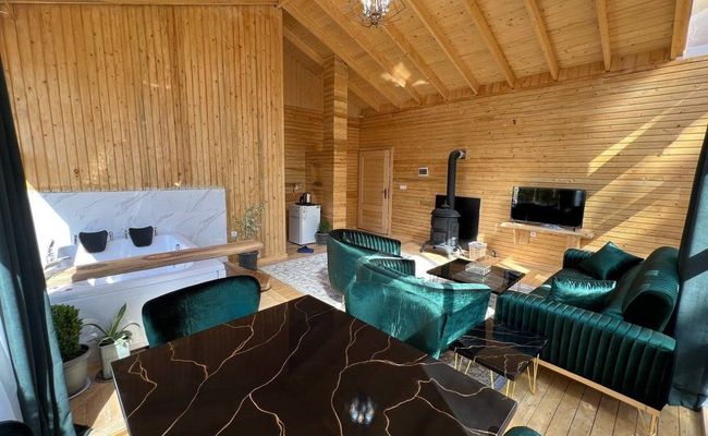 کلبه (8) درختی دنج چهار نفره سزان کلبه (8) درختی دنج چهار نفره سزان