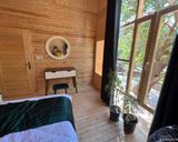 کلبه (8) درختی دنج چهار نفره سزان کلبه (8) درختی دنج چهار نفره سزان