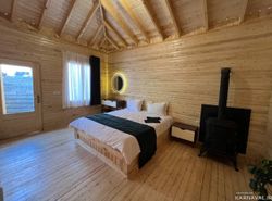 کلبه (8) درختی دنج چهار نفره سزان کلبه (8) درختی دنج چهار نفره سزان