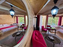 کلبه (9) درختی نقلی دو نفره دگا/ داوینچی/ رامبراند کلبه (9) درختی نقلی دو نفره دگا/ داوینچی/ رامبراند