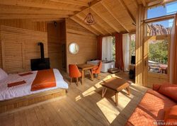 کلبه درختی دنج دو نفره رنوار/ رافائل/ ونگوگ کلبه درختی دنج دو نفره رنوار/ رافائل/ ونگوگ