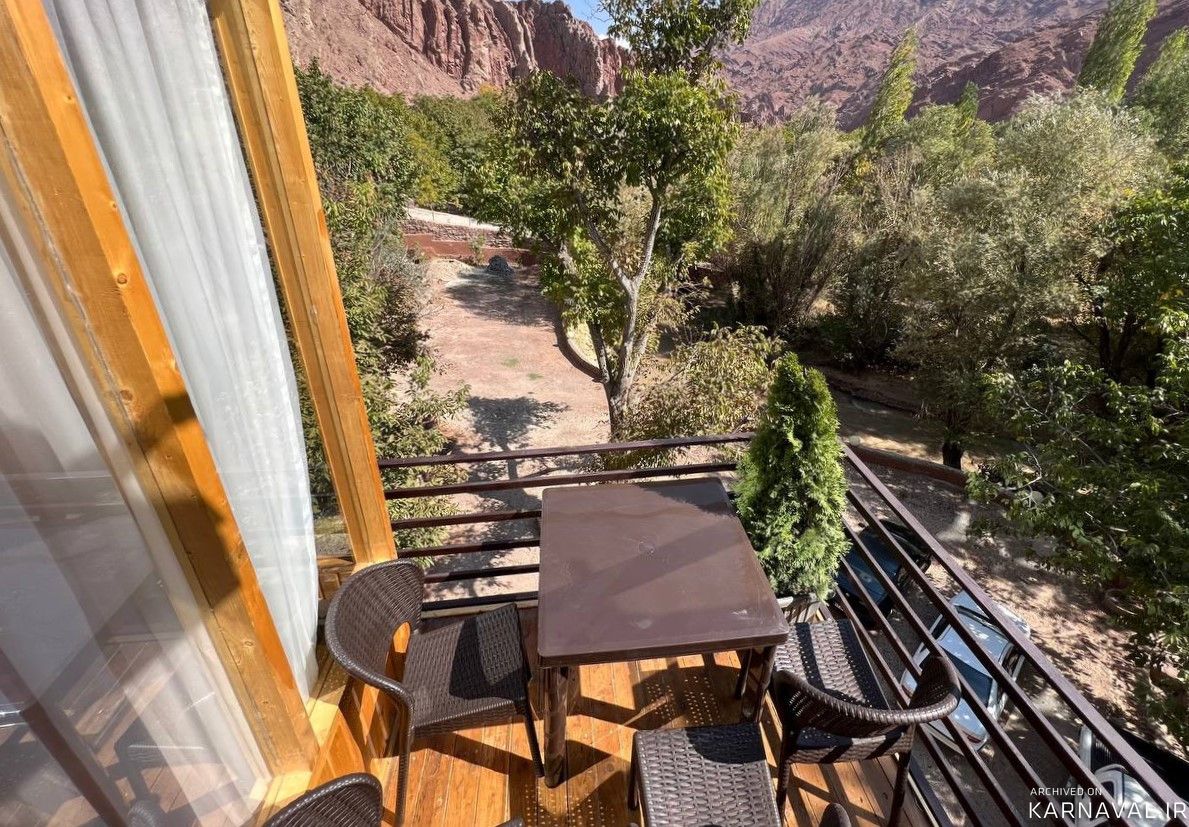 کلبه درختی دنج دو نفره رنوار/ رافائل/ ون‌گوگ