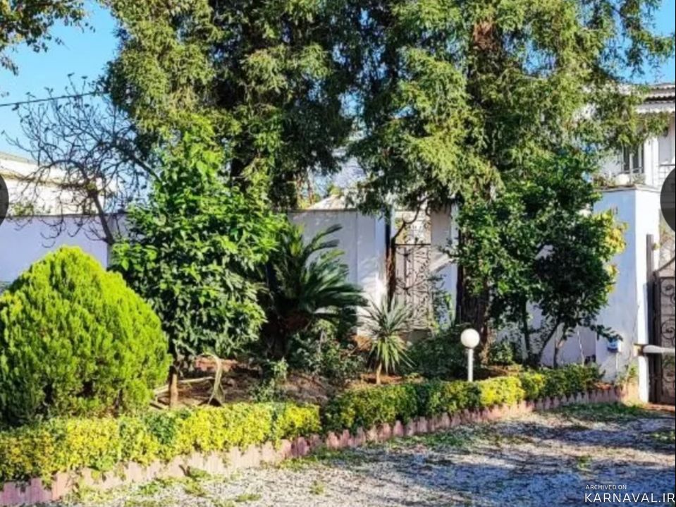 ویلایی در نزدیکی ساحل با ویو مرداب