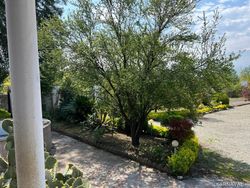 ویلایی در نزدیکی ساحل با ویو مرداب ویلایی در نزدیکی ساحل با ویو مرداب