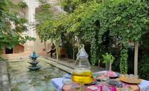 مجموعه اقامتی و سنتی خادمی، واحد 201 مجموعه اقامتی و سنتی خادمی، واحد 201