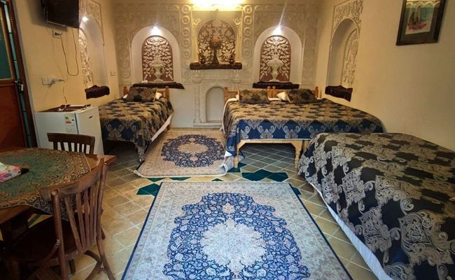 مجموعه اقامتی و سنتی خادمی ( شاه نشین ) ، واحد 102 مجموعه اقامتی و سنتی خادمی ( شاه نشین ) ، واحد 102