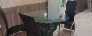 آپارتمان چهار طبقه، دو خوابه، در مرکز شهر آپارتمان چهار طبقه، دو خوابه، در مرکز شهر