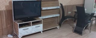 آپارتمان چهار طبقه، دو خوابه، در مرکز شهر آپارتمان چهار طبقه، دو خوابه، در مرکز شهر