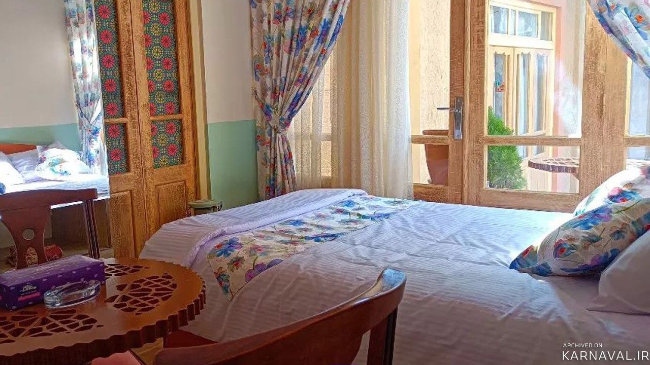 رز ۳  اقامتگاه سنتی بیتوته