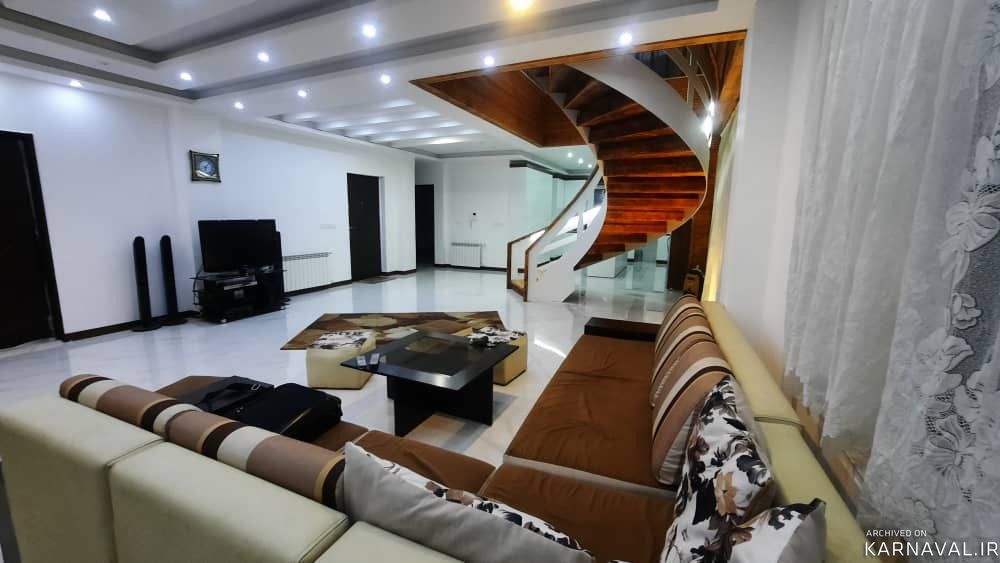 ویلای دوبلکس جنگلی با منظره دلباز و زیبا ویلای دوبلکس جنگلی با منظره دلباز و زیبا