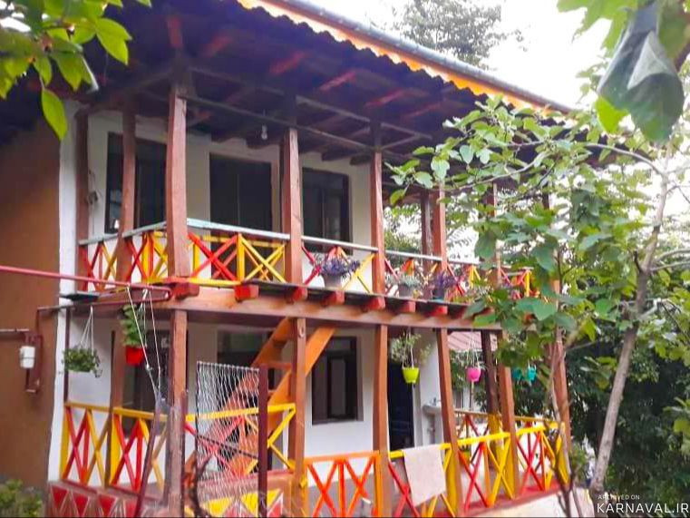 ویلای جنگلی سنتی در محیطی دنج وآرام ویلای جنگلی سنتی در محیطی دنج وآرام