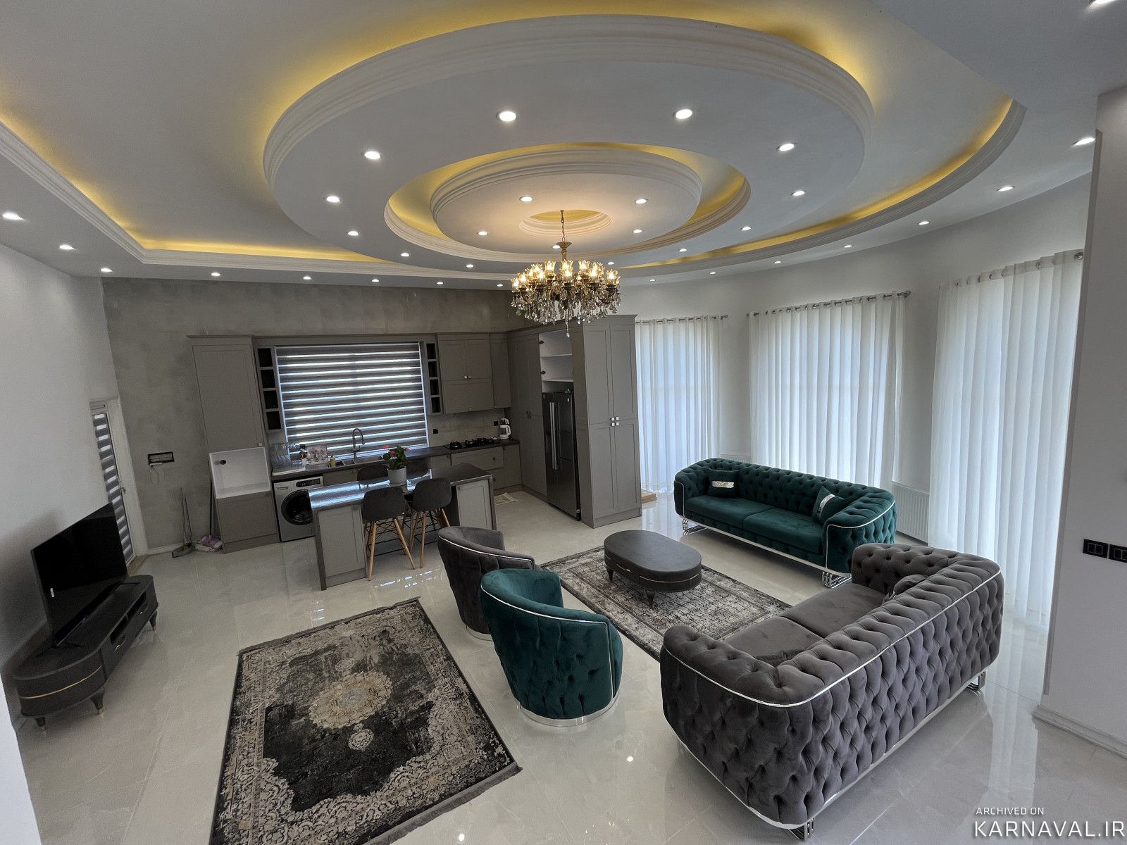 ویلای لوکس و نوساز همراه استخر آبگرم و جکوزی