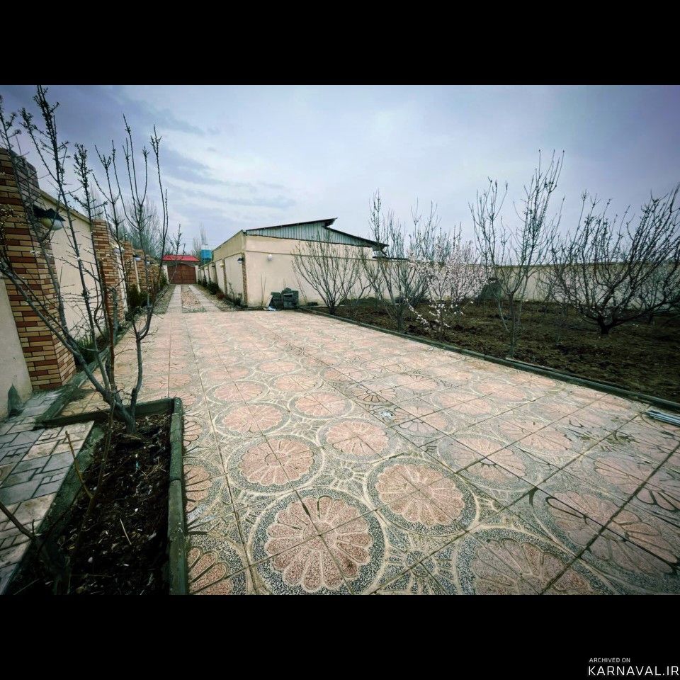 باغ ویلای نشاط 1، استخردار